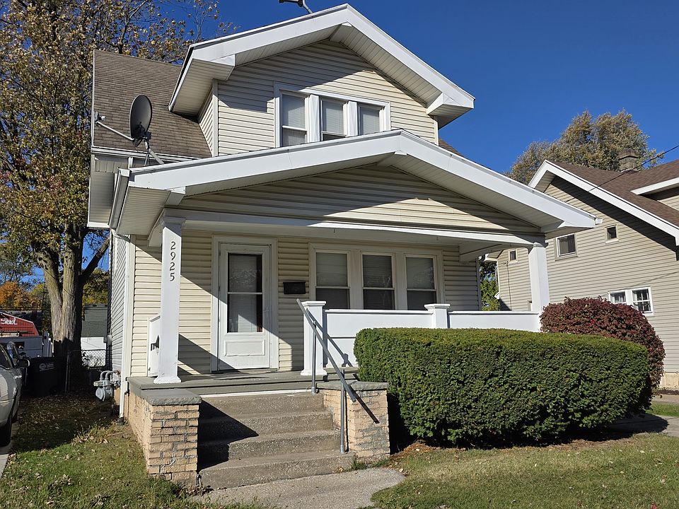 Located in Sheridan Place, close to Ottawa Park and the Toledo Hospital