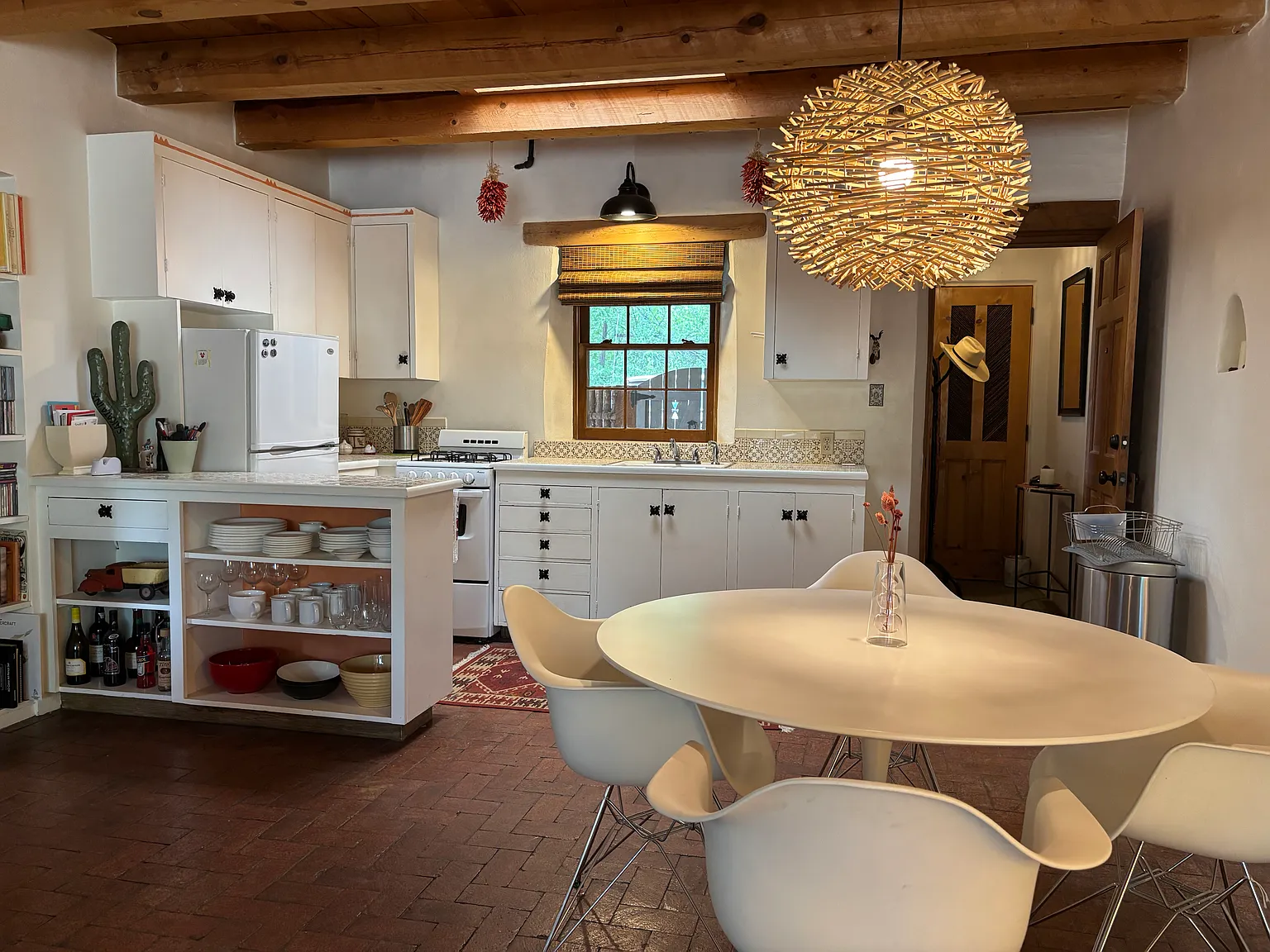 5 White Boulder Ln — Photo 4