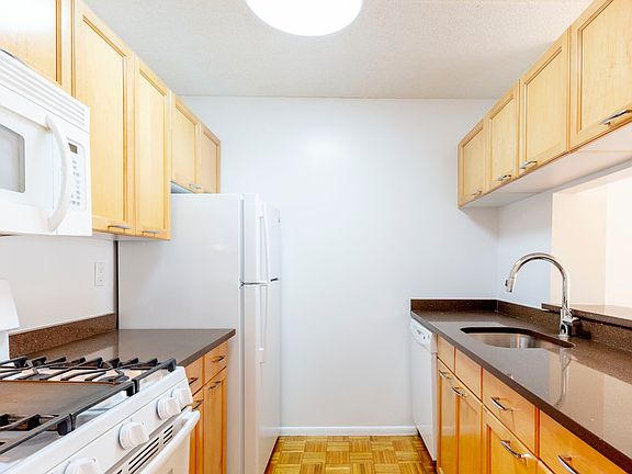 2nd image of 345 E 64th St APT 4b