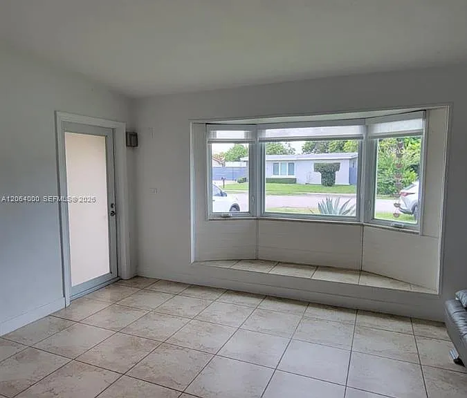 11340 SW 48th St — Photo 6