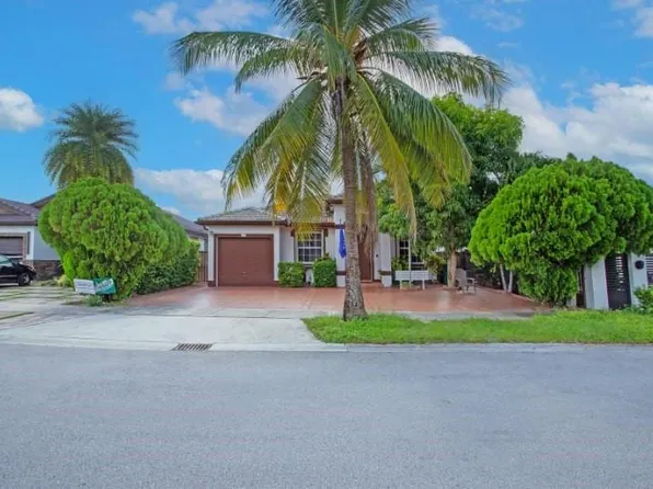 8748 NW 146th Lane, Miami Lakes, FL 33018