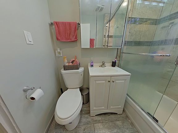3rd image of 734 W Aldine Ave #742-1N