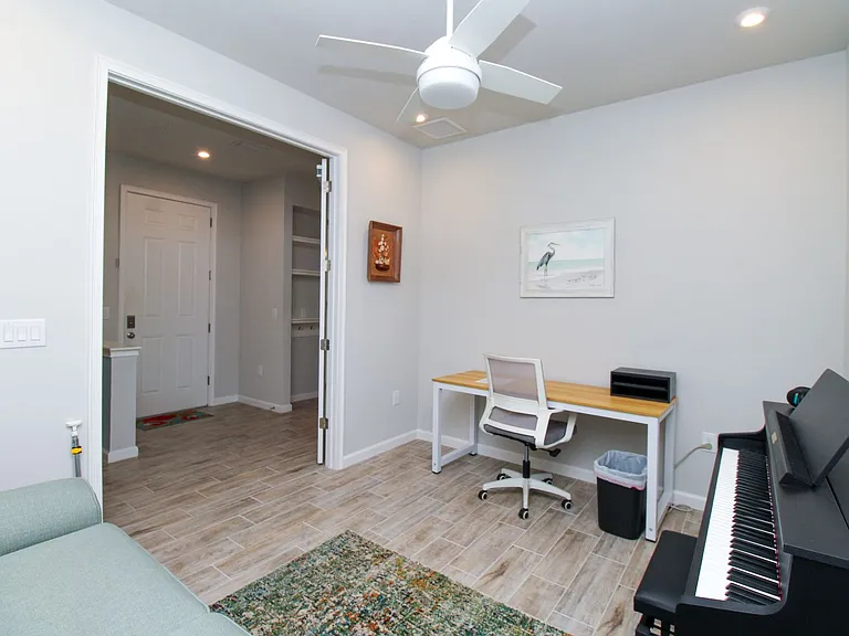 4692 Arboretum Cir #102 — Photo 26