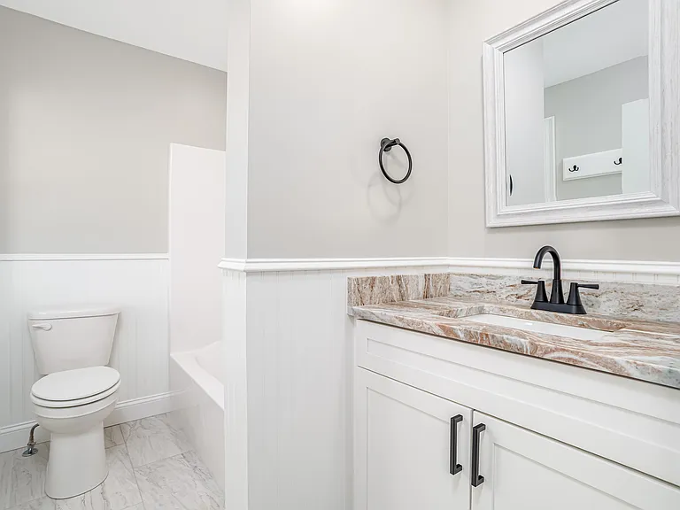 27 Milton St #1 — Photo 15