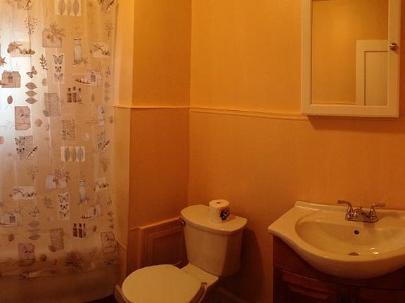 Updated bathroom with new fixtures