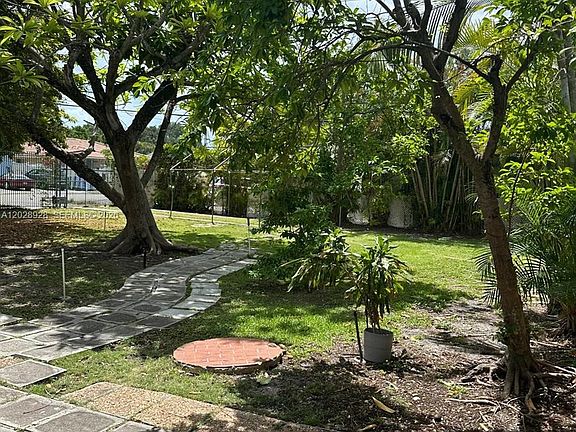 3rd image of 1 SW 26th St