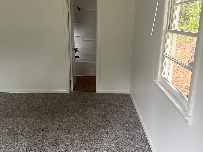 113 Oates Dr — Photo 10