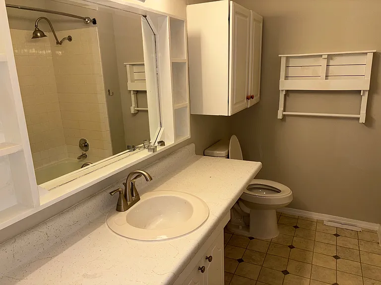 720 S Westwood Dr — Photo 10