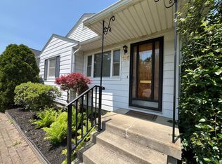 166 E Stanton Ave, Columbus, OH 43214
