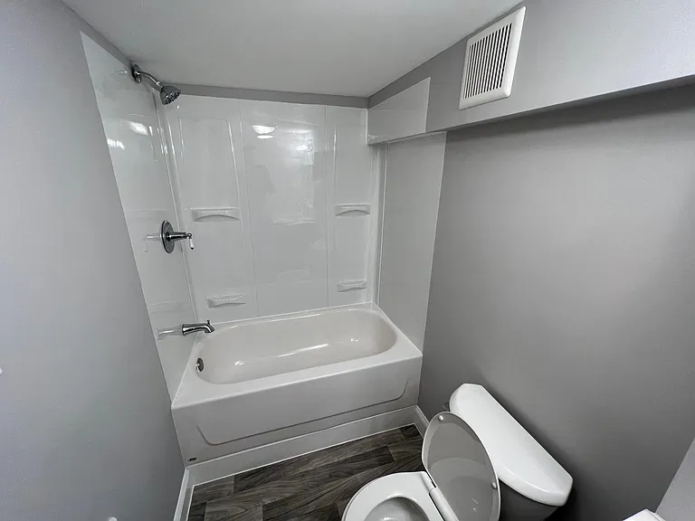 505 Wyeth St — Photo 14