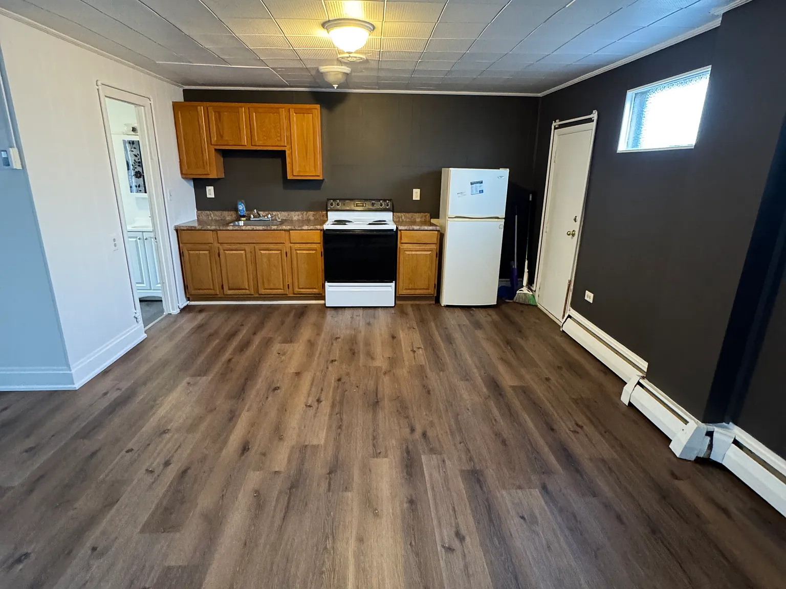 1 bed, $1,000 — Photo 4