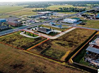 1810 S Colorado St, Lockhart, TX 78644