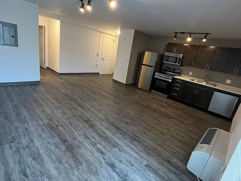 Live at the BLVD 2500 New, beautiful and best location! — Photo 45