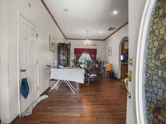 4th image of 364 Good Hope Rd