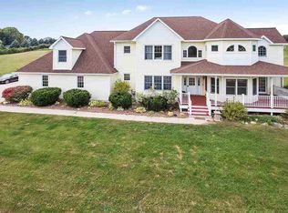 3127 Hawks Landing Way, Green Bay, WI 54313