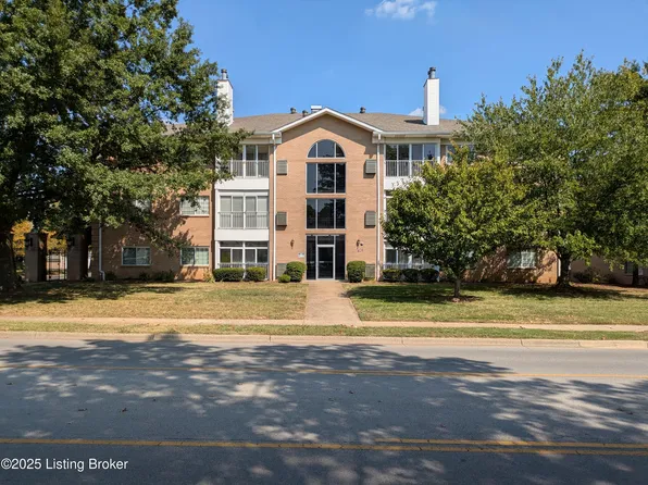 8506 Atrium Dr APT 1012, Louisville, KY 40220