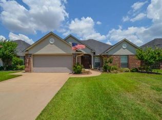 112 Willow Lake Blvd, Bossier City, LA 71111