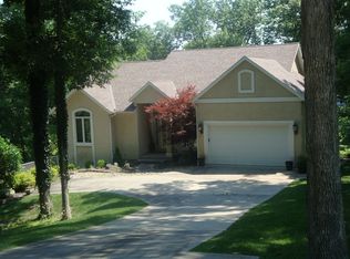 117 Greystone Ln, Sunrise Beach, MO 65079