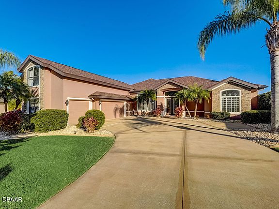 3rd image of 6655 Merryvale Ln