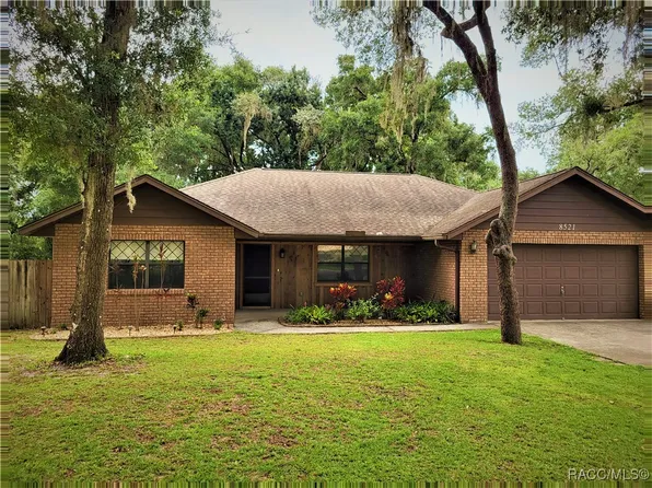 8521 E Henderson Trl, Inverness, FL 34450
