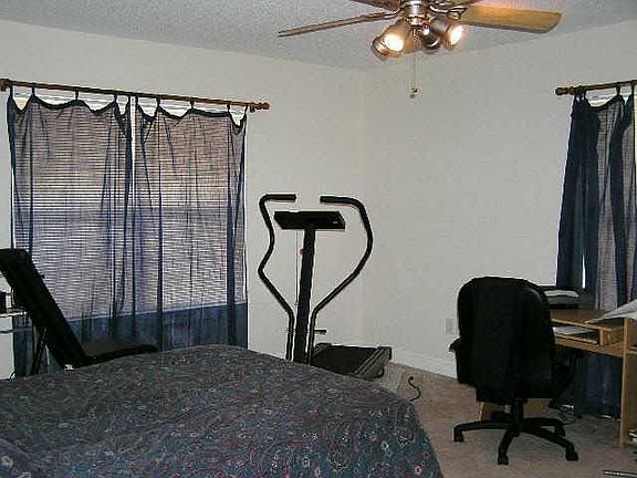 4th image of 141 Blairs Bnd NE