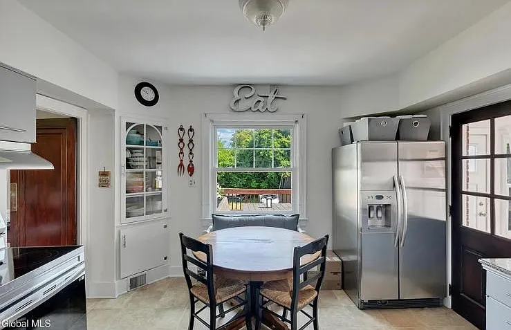 647 New Scotland Ave #1 — Photo 5