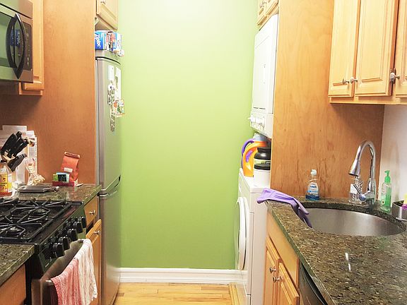 3rd image of 147 W 132nd St #3