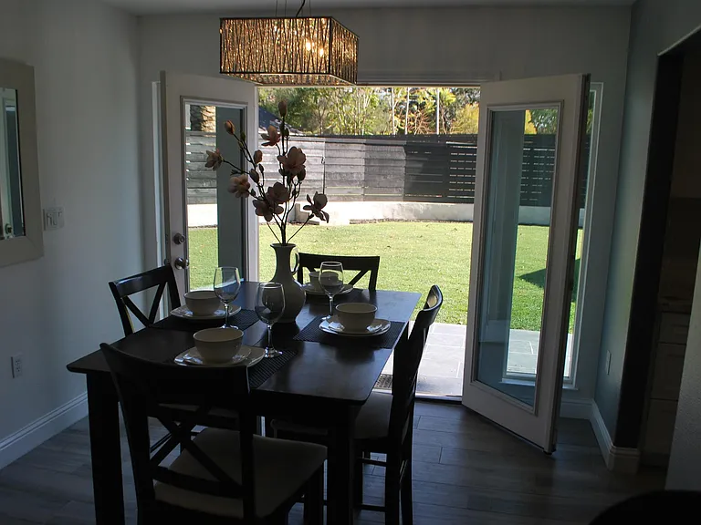 Elaine Dr — Photo 4