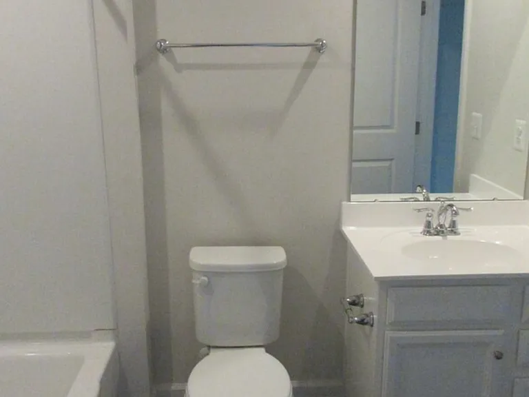 2081 Elm Tree Ct — Photo 6