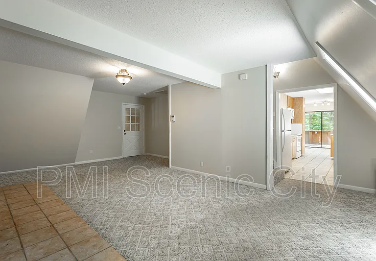 1602 Rustic Homes Ln — Photo 4
