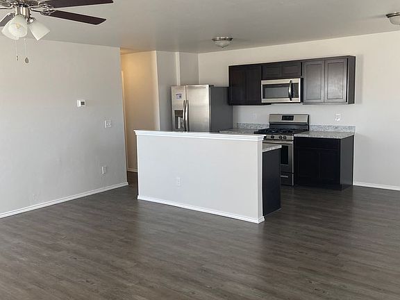 4th image of 9518 Black Tail Cir