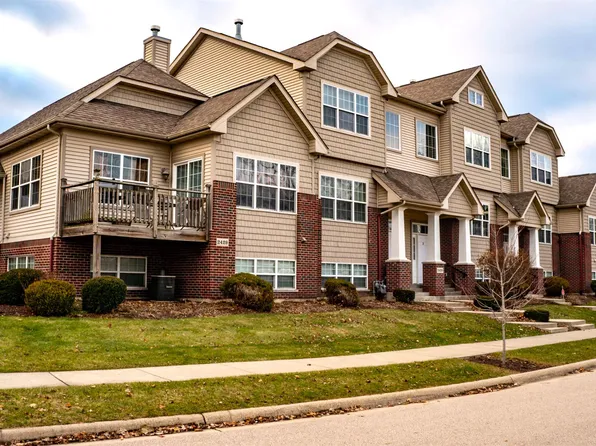 2429 River Oaks Ln #1, Rockford, IL 61102