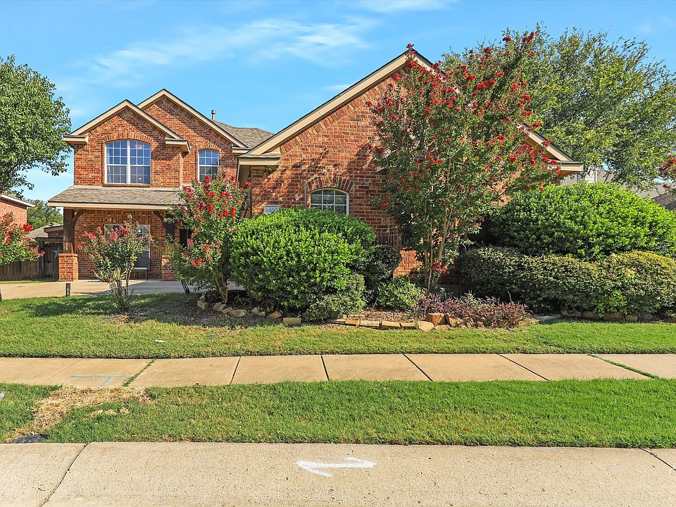 1st image of 8400 Twin Oaks Dr