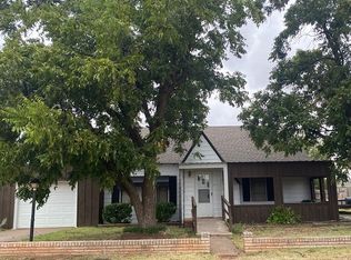 403 E Washington Ave, Sayre, OK 73662