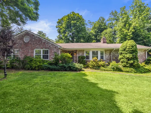 32 Narrow Rocks Road, Westport, CT 06880