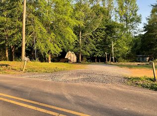 554 N Holly Dr, Chatsworth, GA 30705