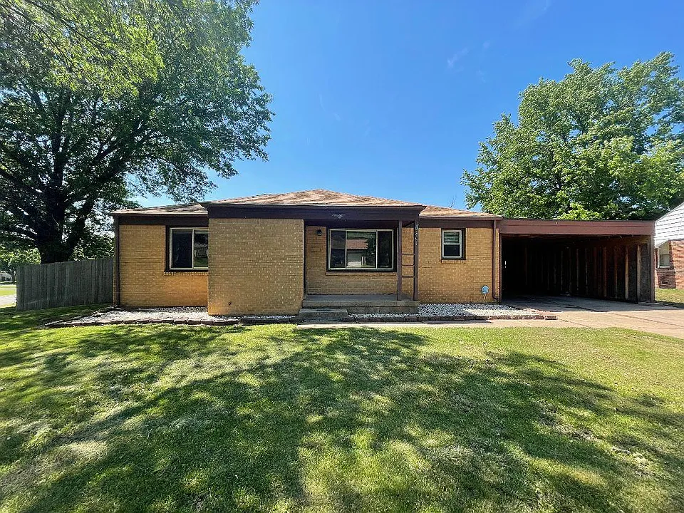 801 N El Paso Dr