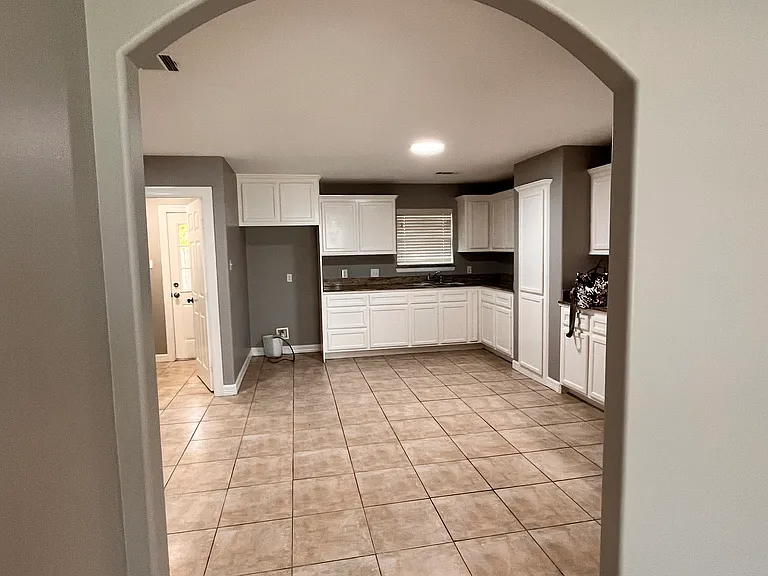 Breakfast & Kitchen