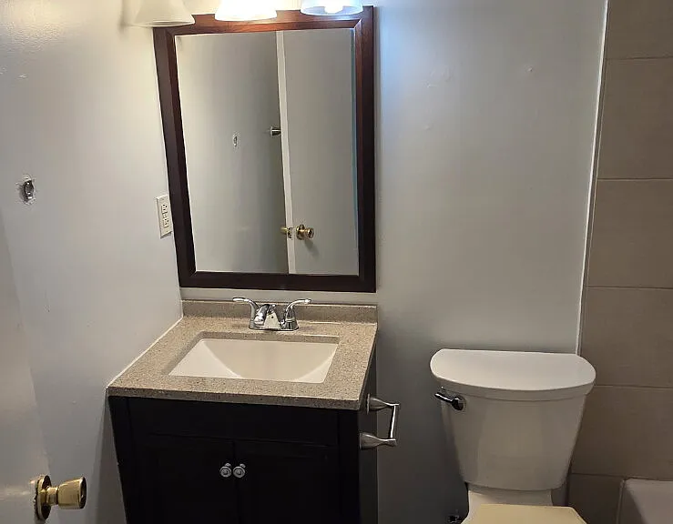 9729 Hagel Cir — Photo 3