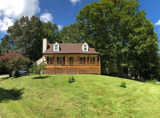 3036 Speeks Dr, Midlothian, VA 23112