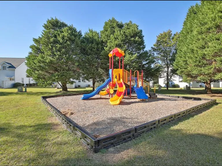 Claxton Pointe & Pecan Ridge — Photo 6
