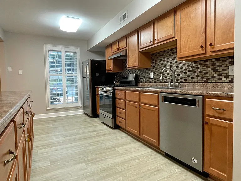 14443 Bantry Ln #3 — Photo 4