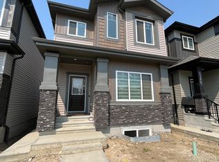 4204 38th St #1, Beaumont, AB T4X3B3