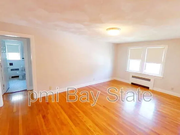 192 Holbrook Rd #4, Quincy, MA 02171
