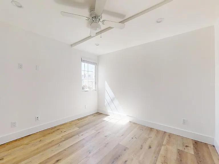 Brand New 2-Bedroom / 2-Bath on the Avenues in Redondo Beach! — Photo 6