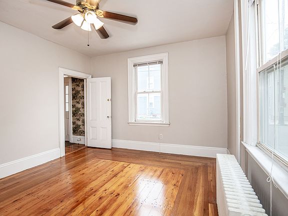 5th image of 38 Essex St