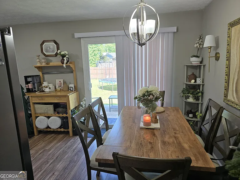 10 Silverwood Dr — Photo 6