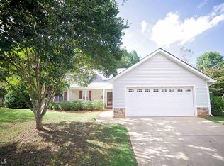 1419 Ericas Pointe Dr, Winder, GA 30680