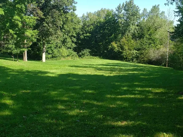 1650 School St, Washington, IL 61571