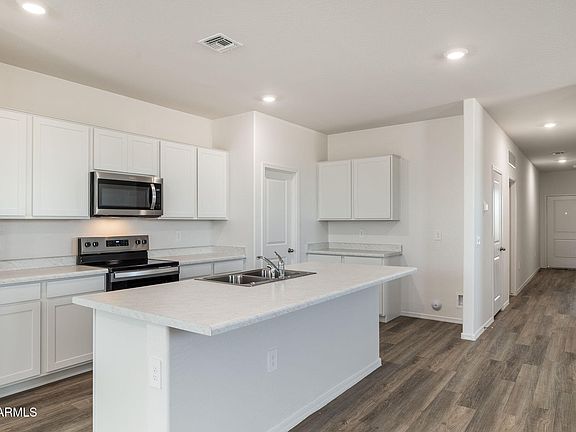 5th image of 25219 N 183rd Drive